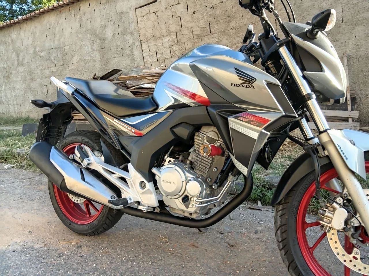 Honda Twister/flexone 250cc 2018 - 1502256348 | OLX Honda Twister/flexone 250cc 2018 - 1502256348 | OLX