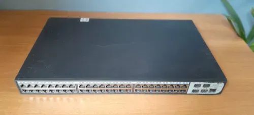 Switch 3Com Baseline 2948-SFP  Portas 48 portas Fast Ethernet (10/100 Mbps)