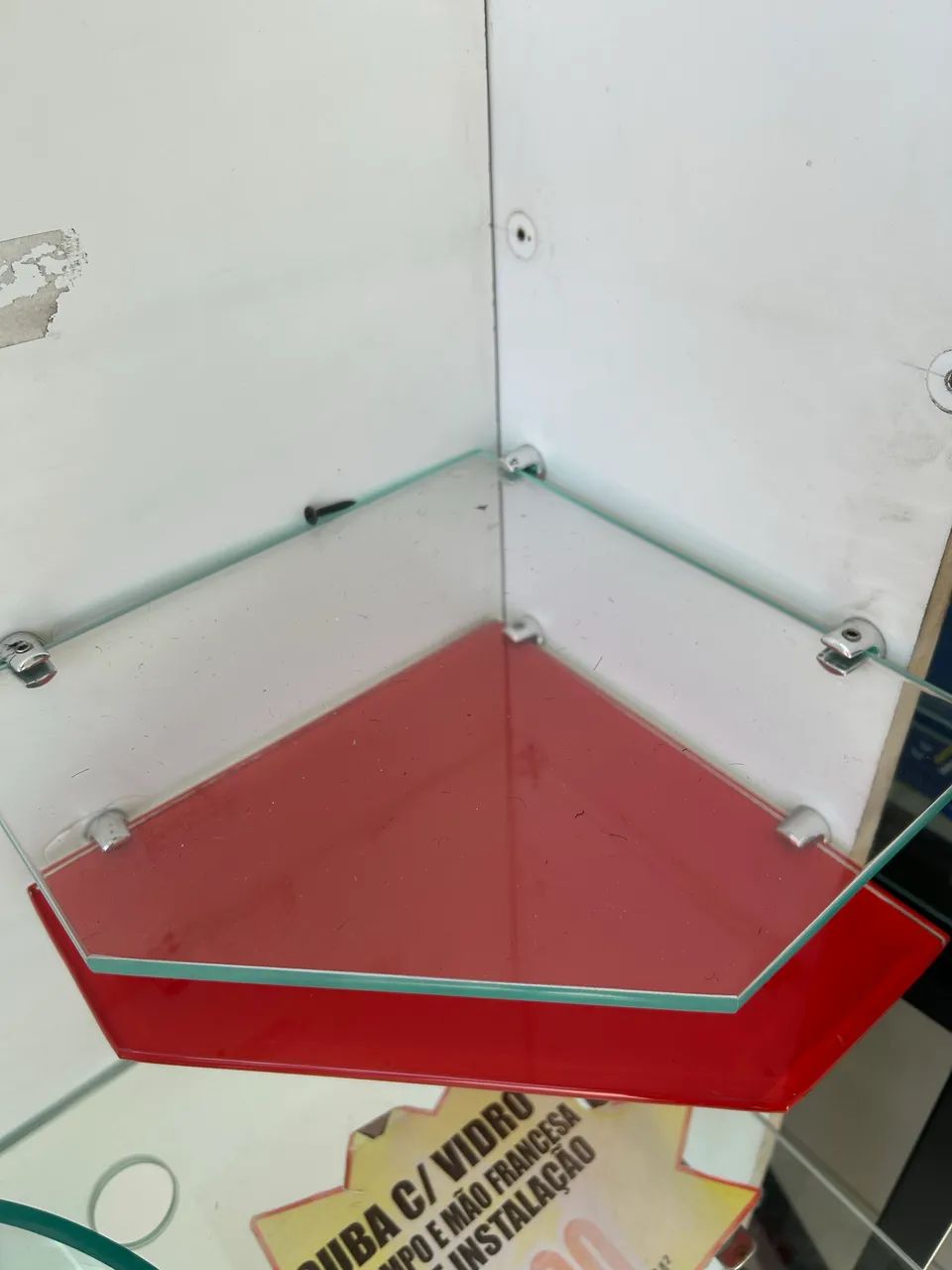 Prateleiras de vidro 
