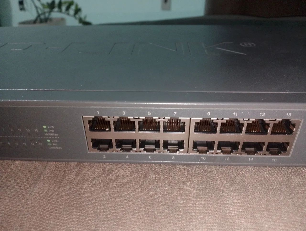 TP-LINK 16- PORT GIGABIT SWITCH - Foto 2