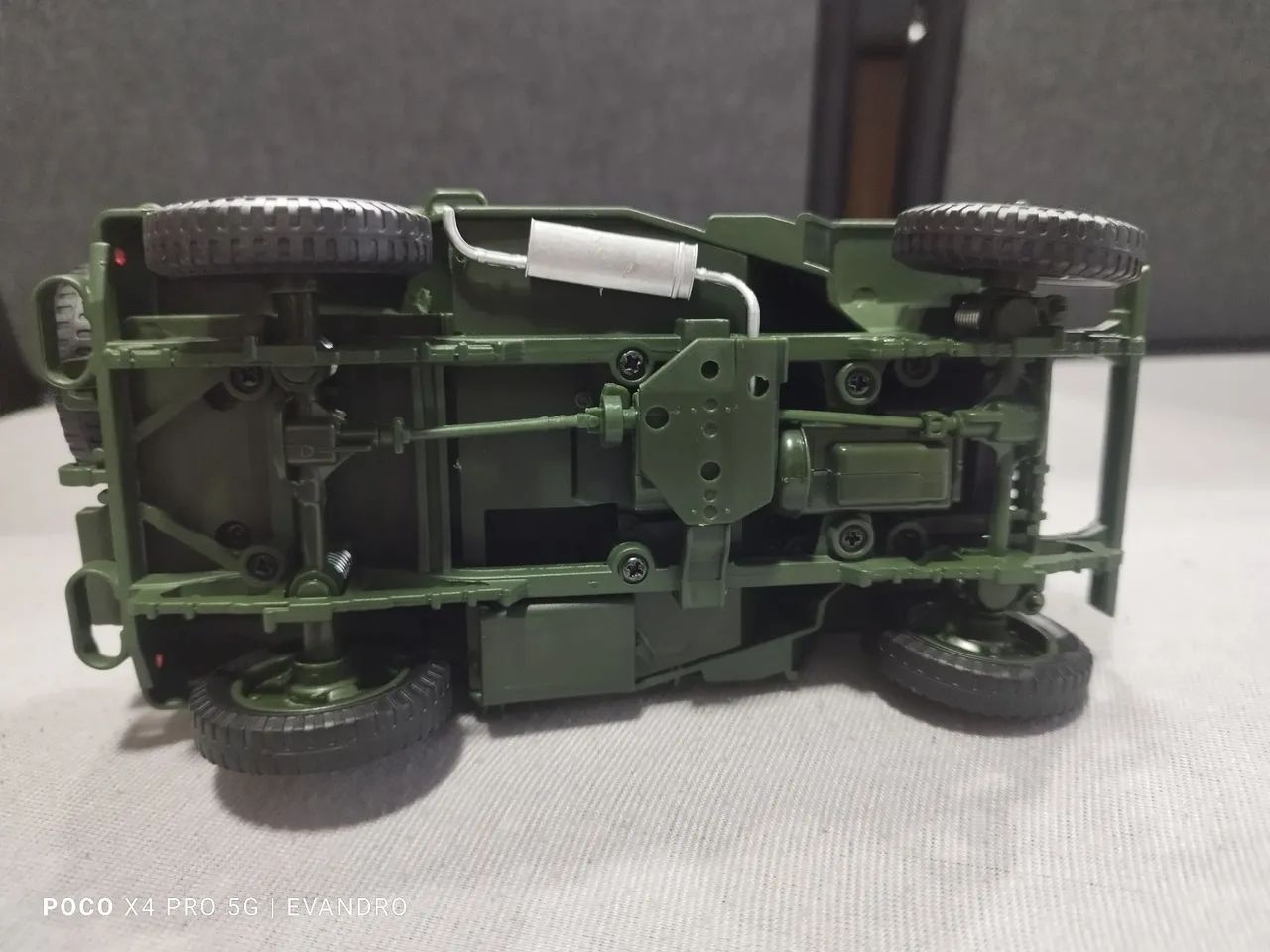 Jeep militar 1/24 - Foto 5