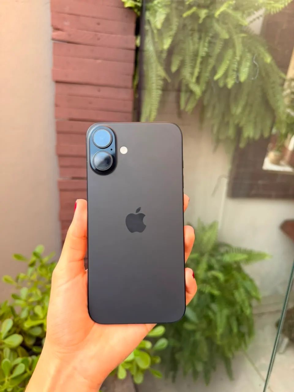 iPhone 16 plus 128gb negro