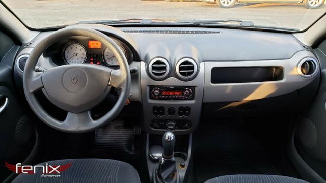 Renault Sandero Privilege 1.6 - Foto 14