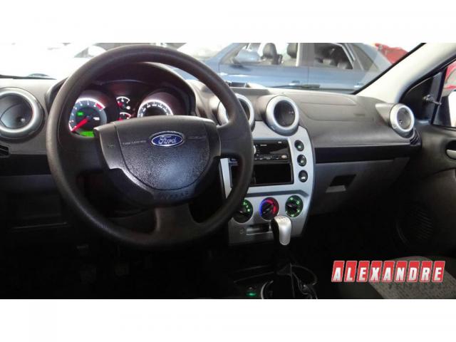 Ford Fiesta Sedan Sedan 1.6 Flex - Foto 6