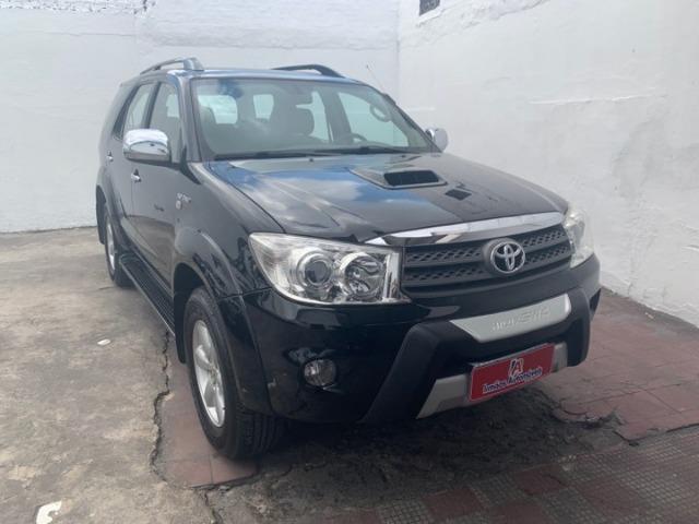 Hilux SW4 3.0 4x4 Diesel 2011 7Lugares - Foto 3