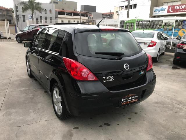 Nissan Tiida 1.8 Mec. SL Teto Solar 2010/2011 Impecável - Foto 4