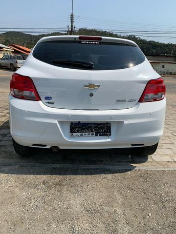 Chevrolet Onix Joy 1.0 2017 - Foto 2