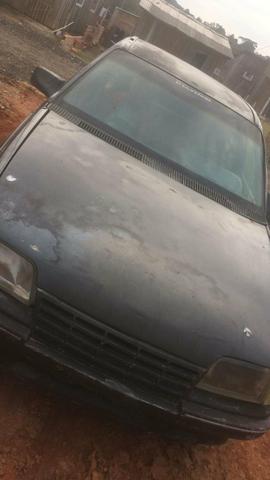 Vendo kadett ou troco por outro de menor valor - Foto 3