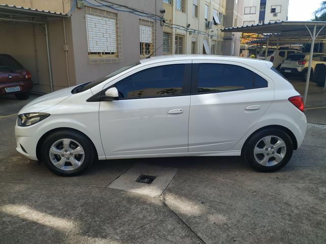 Onix LT 1.4 automático - Foto 8