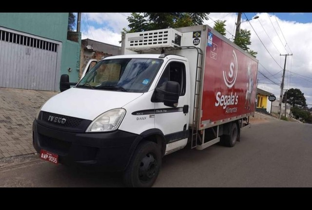 CAMINHÃO IVECO DAILY 70C17