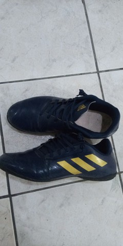 Chuteira futsal adidas - Foto 3