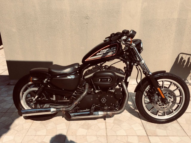HARLEY 883