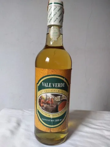 Cachaça Vale Verde 1000ml para colecionadores. 