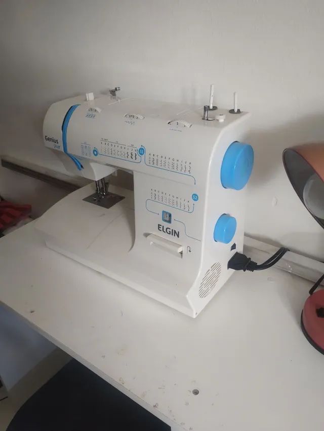 Máquina de costura 
