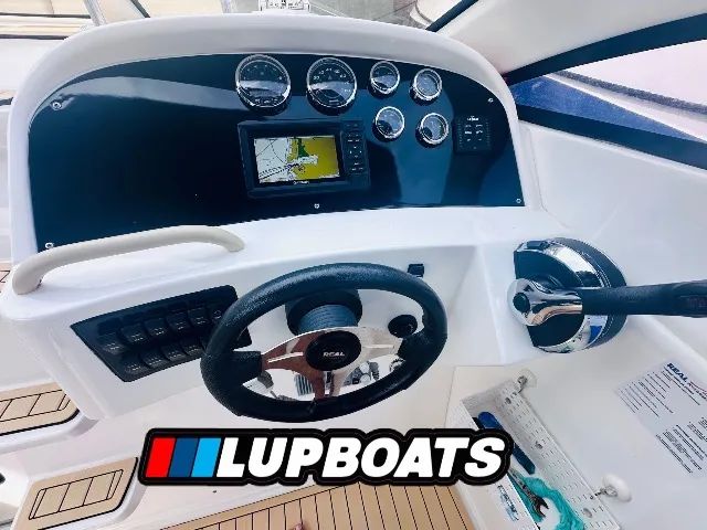 REAL 330 SE - 2022 - 255h - Foto 10