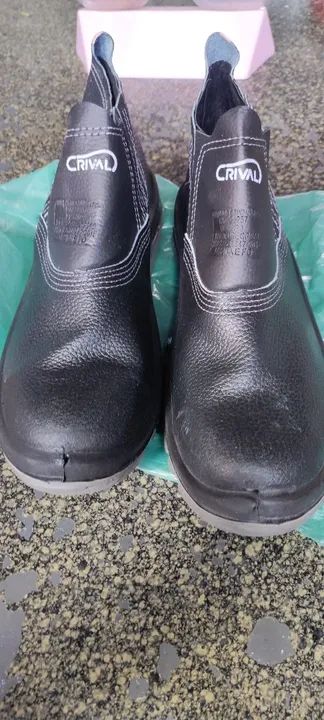 Botas de Segurança 1 Zerada e 1 Semi Nova !!!! - Foto 2
