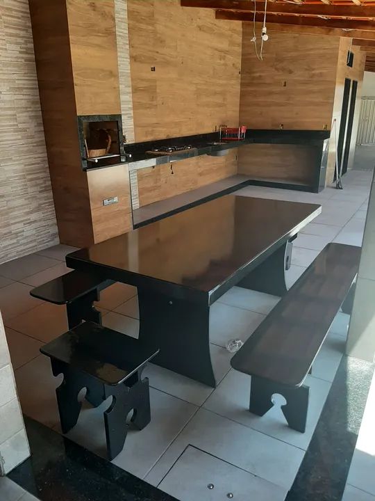 Mesa pedra de ardósia pintada para área externa 