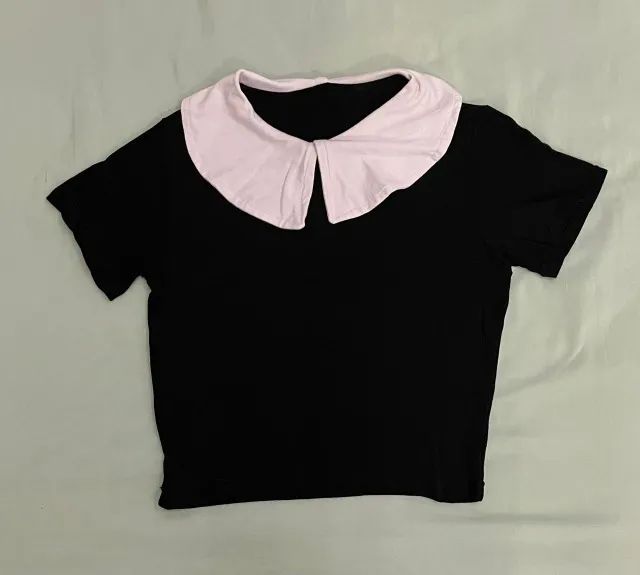 Blusa cropped estilo Wandinha - Foto 3