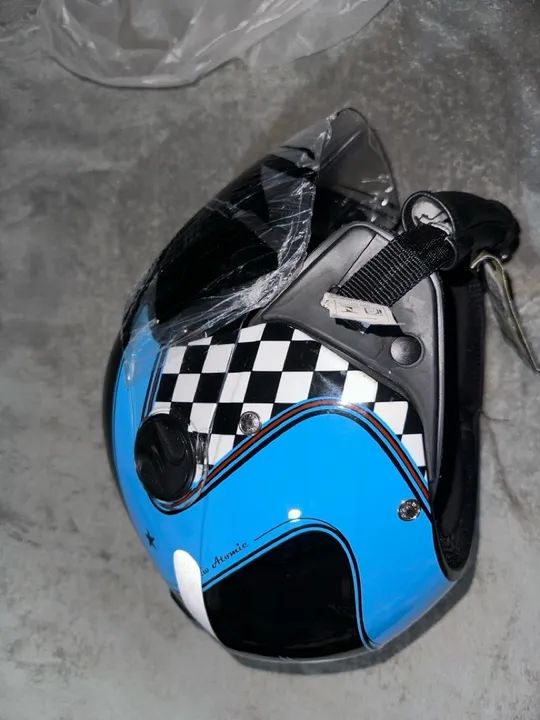 Capacetes novos! Preco de ocasião tanto aberto vomo fechados 165,00 - Foto 3