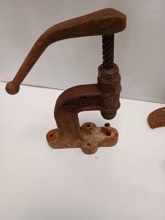 Conjunto de Ferramentas Antigos - Foto 4