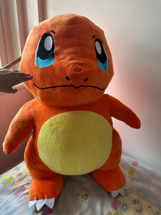 Pelúcia Charmander Gigante