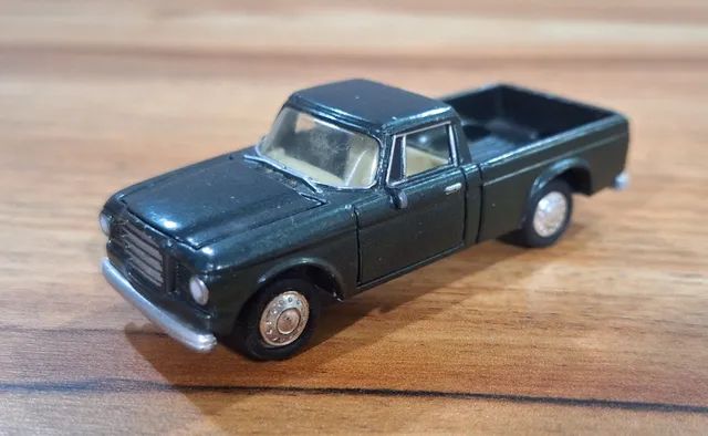 Johnny Lightning 1969 Studebaker Champ (Loose com detalhes*)