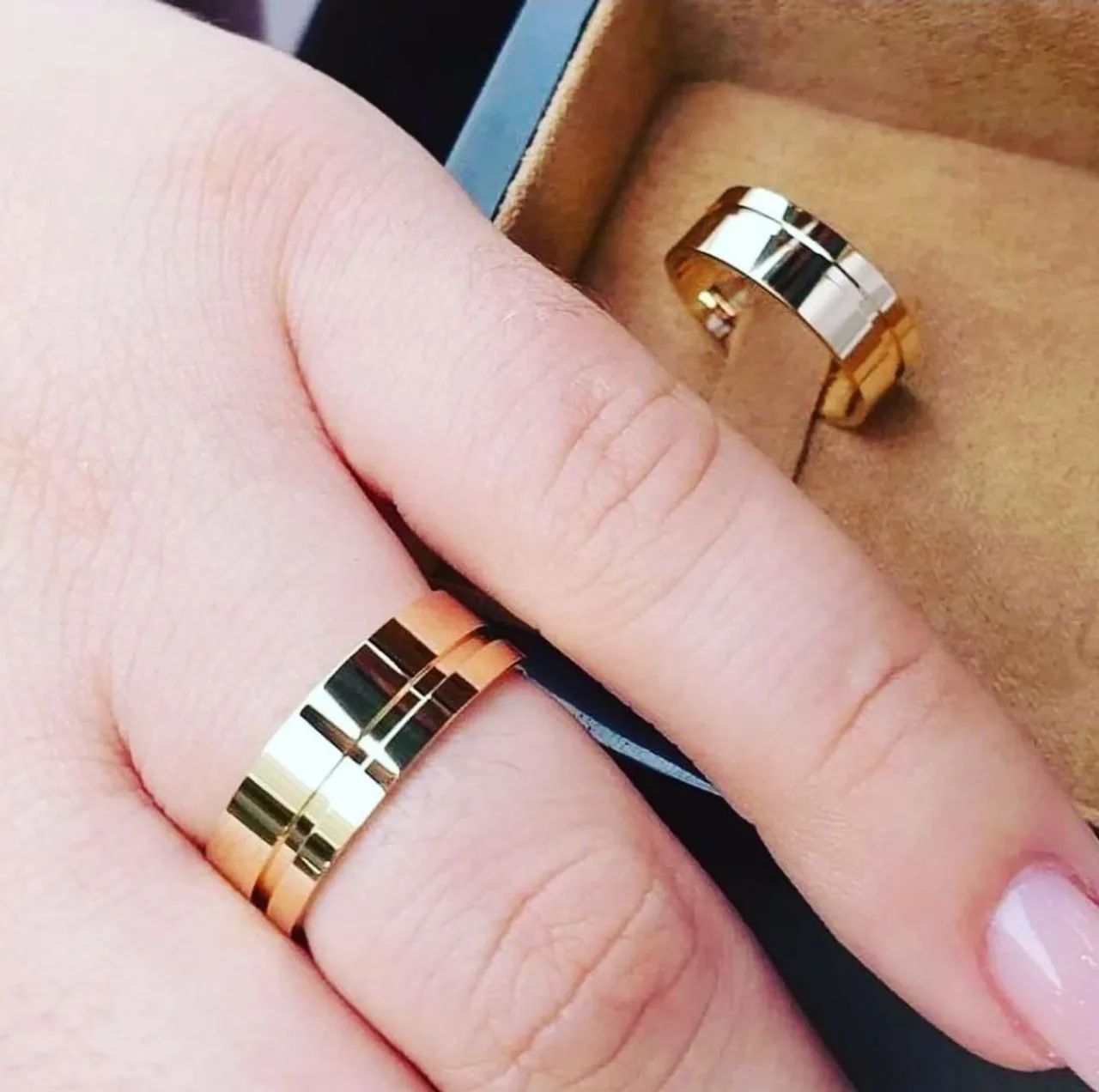 Par de Alianças Moeda Antiga  - Foto 2