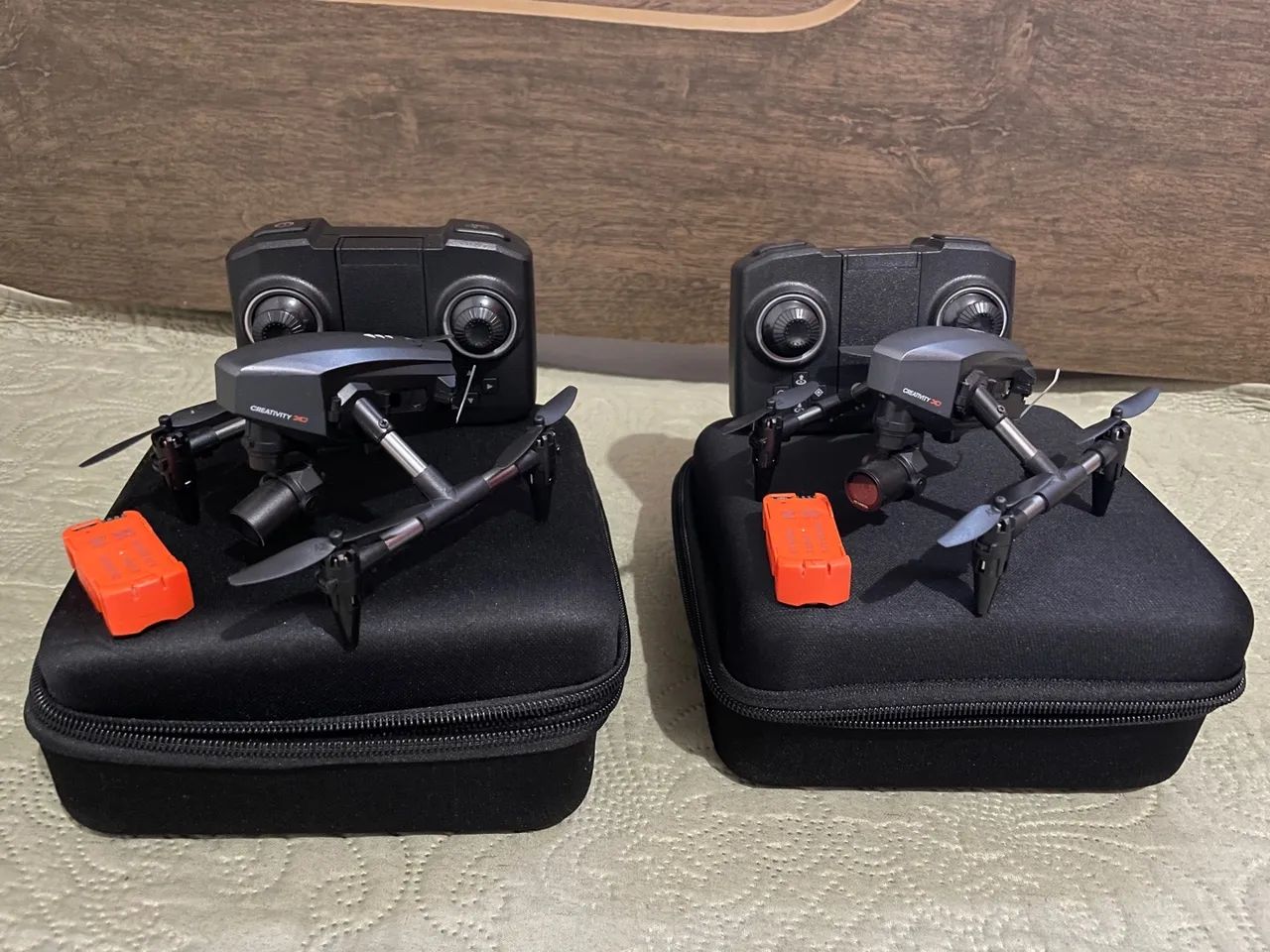Vendo 2 mini drone de brinquedo - Foto 3