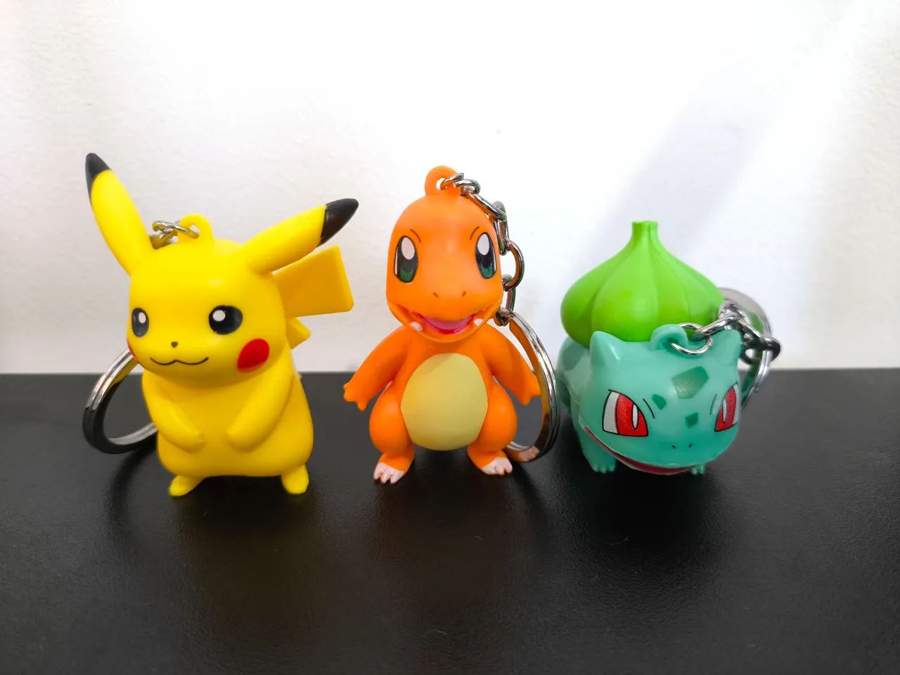 Chaveiro Pokémon - Charmander, Squirtle, Bulbasaur e Pikachu - Foto 3