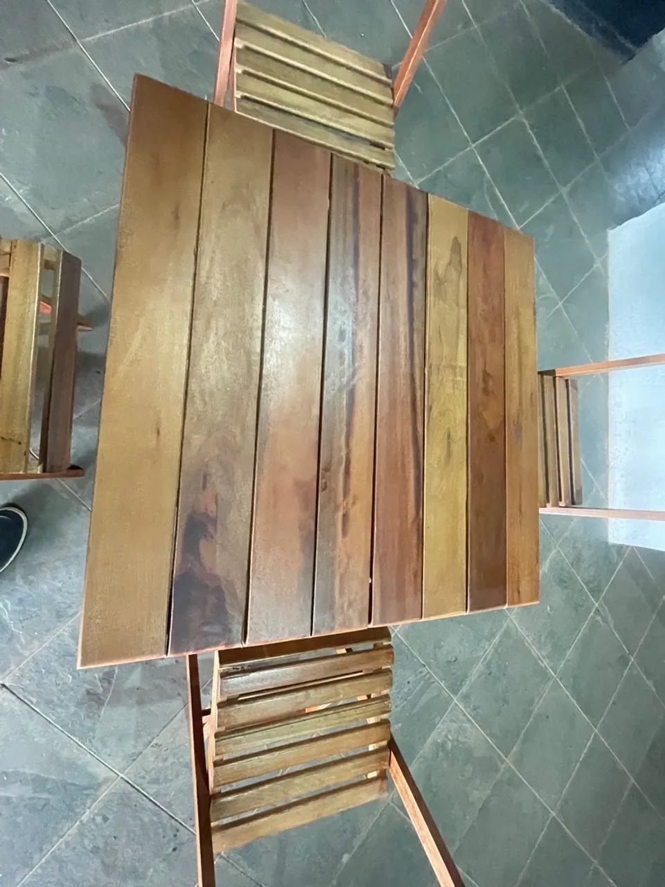 Conjunto de mesas e cadeiras dobráveis - Foto 2