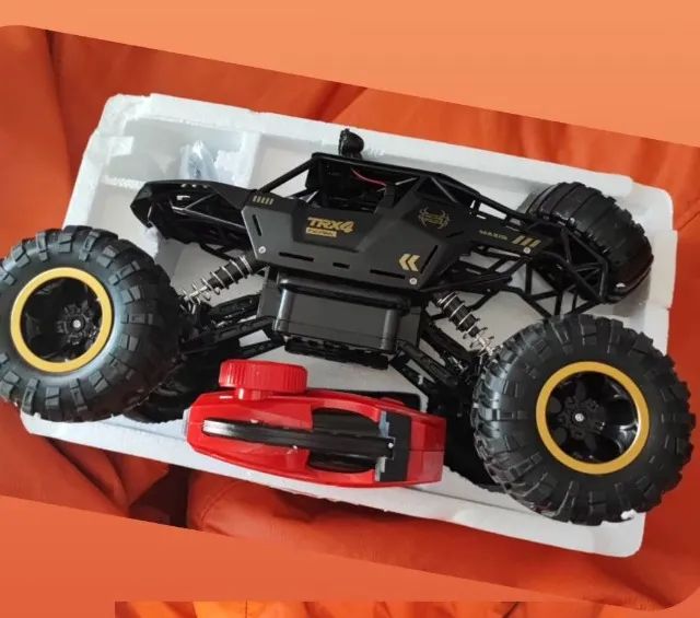 Carrinhos novos, Off Road Grande Gigante Metal controle remoto, 37cm, (4x4), 50m, led - Foto 3