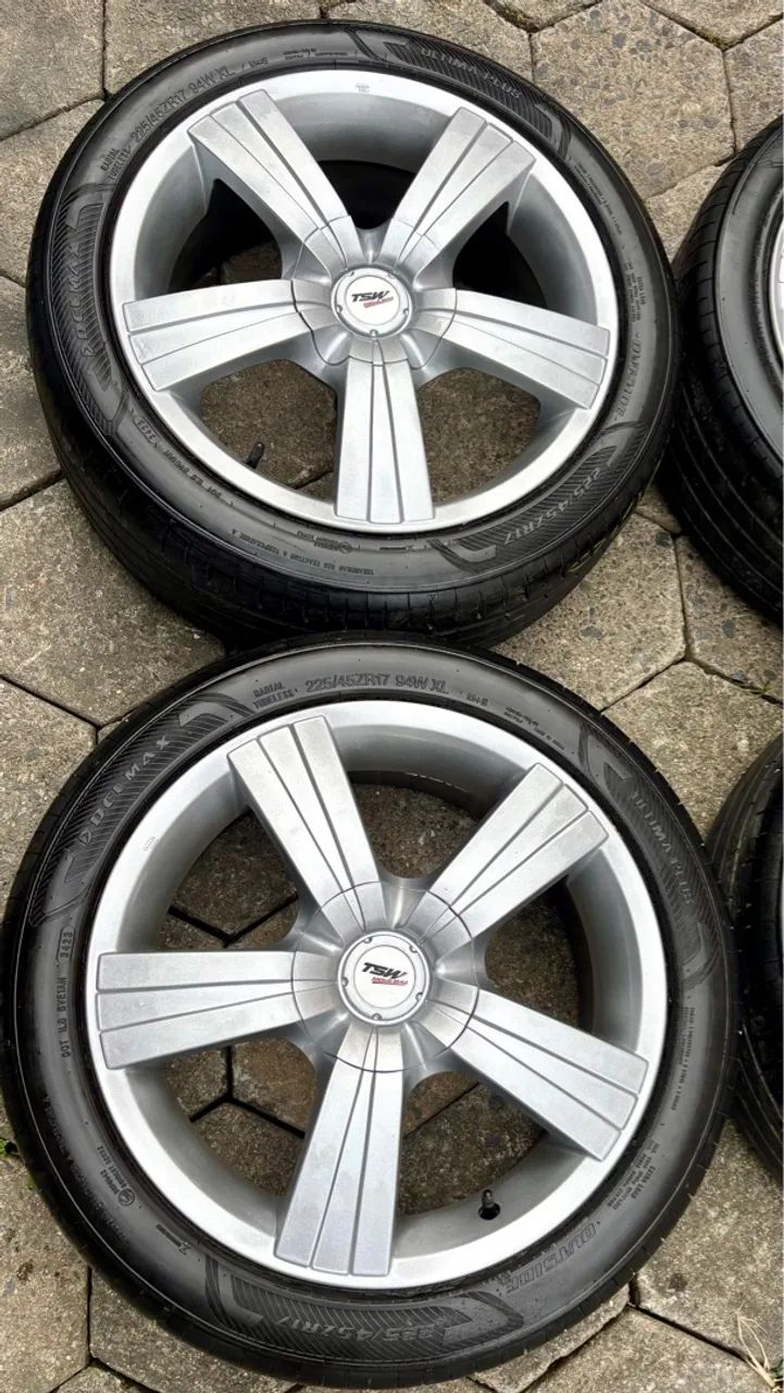 Rodas 17? Tsw furação 4x100 com pneus 225/45  - Foto 3
