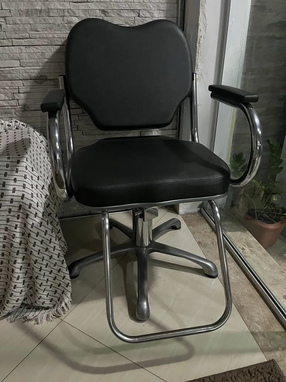Hairdresser Chair