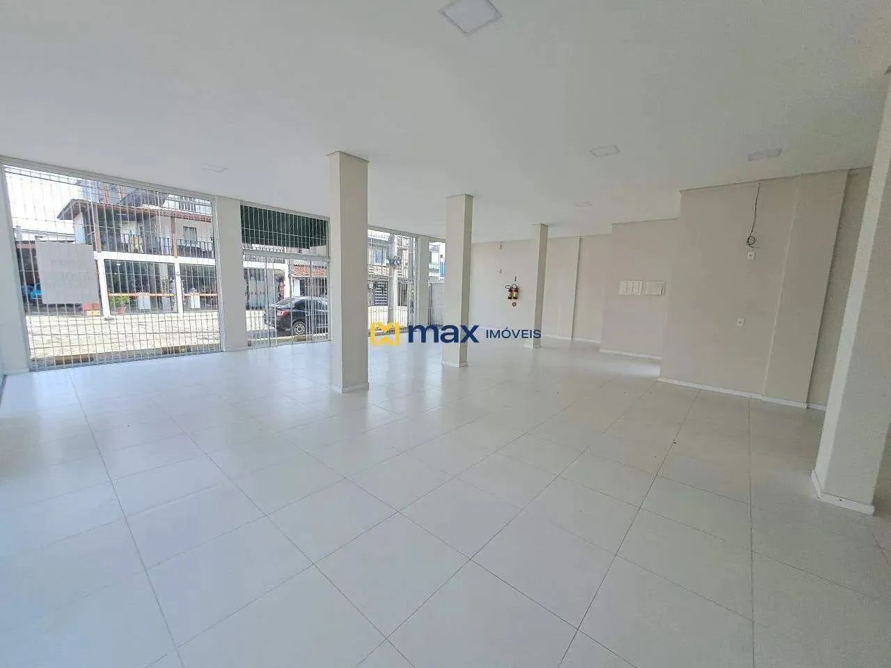 Loja comercial. Bairro: Portal II, Itajaí - Foto 2
