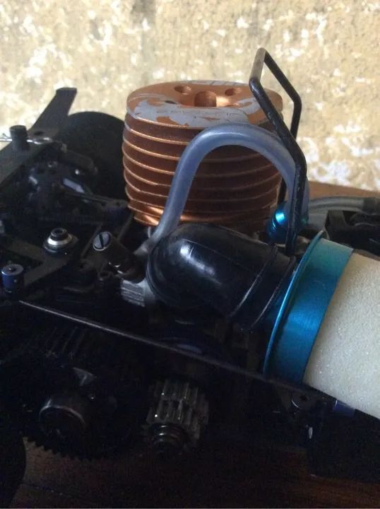 Automodelo Pro Fantom Kyosho 1/08  - Foto 5