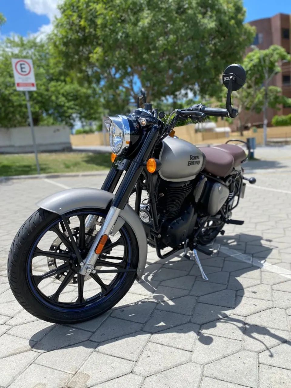 Royal Enfield Classic 350 - Foto 5