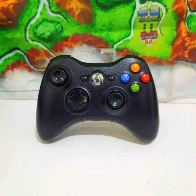 Controle Xbox 360 original com detalhe