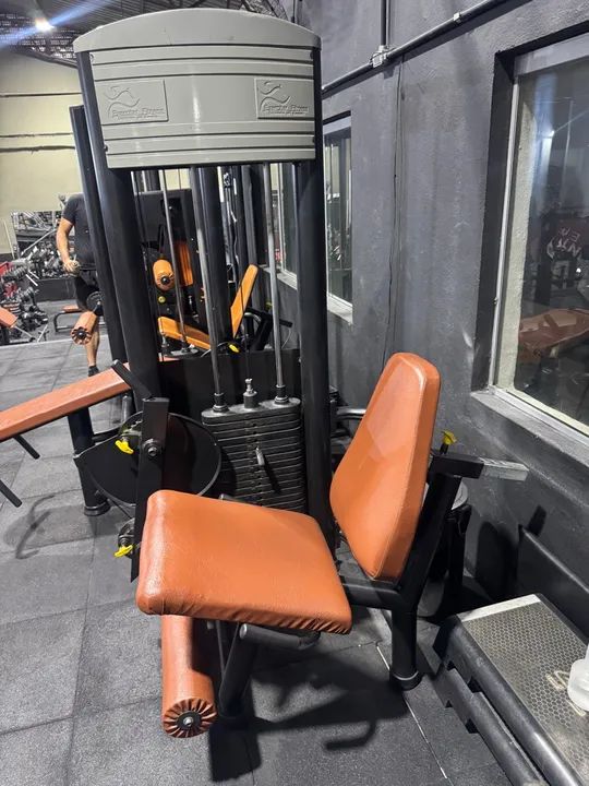 Cadeira Extensora! Pintura e estofado Novo! - Foto 4