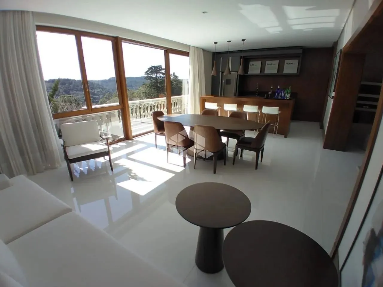 Apartamento 4 suítes, 444m² privativos, 4 vagas, no Jardim Bela Vista em Gramado