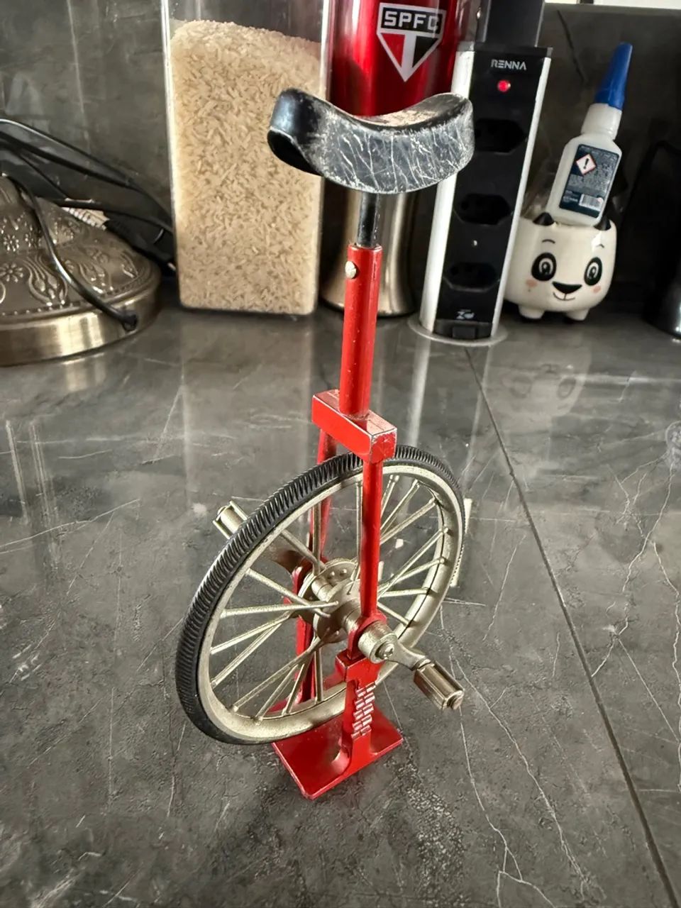 Uniclo de metal vermelho - Foto 2