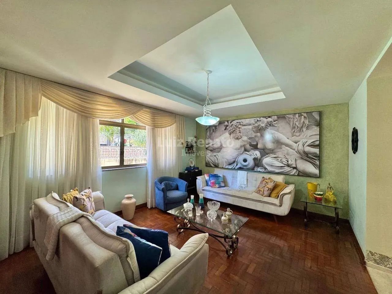 Apartamento à venda no bairro Sion