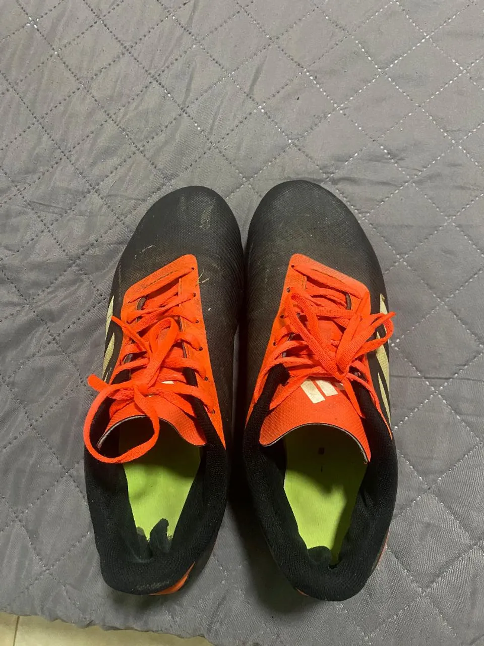 Chuteira campo Adidas