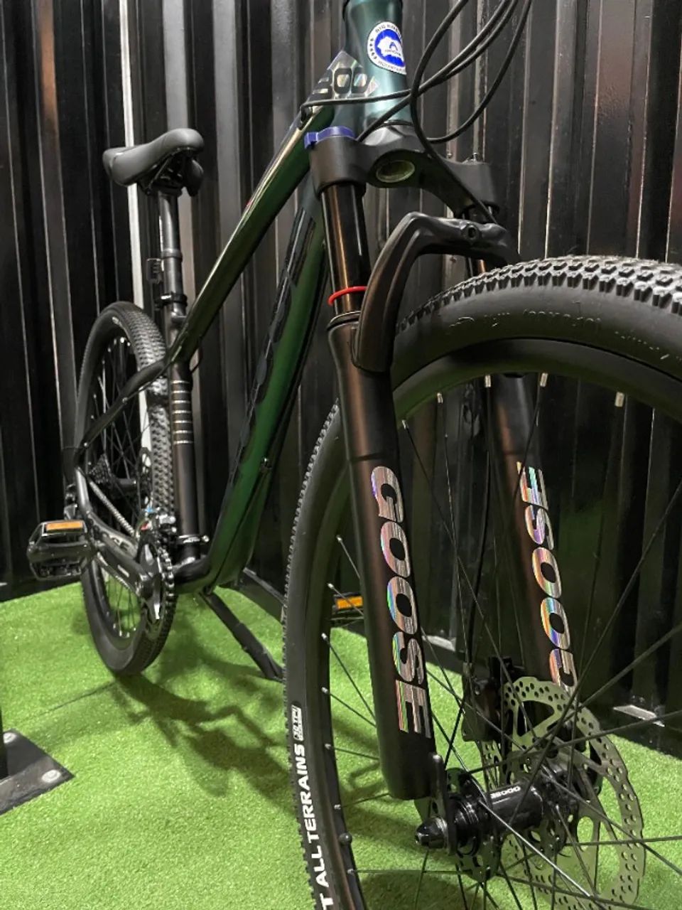 Bicicleta Mountain Bike Aro 29 - Foto 2