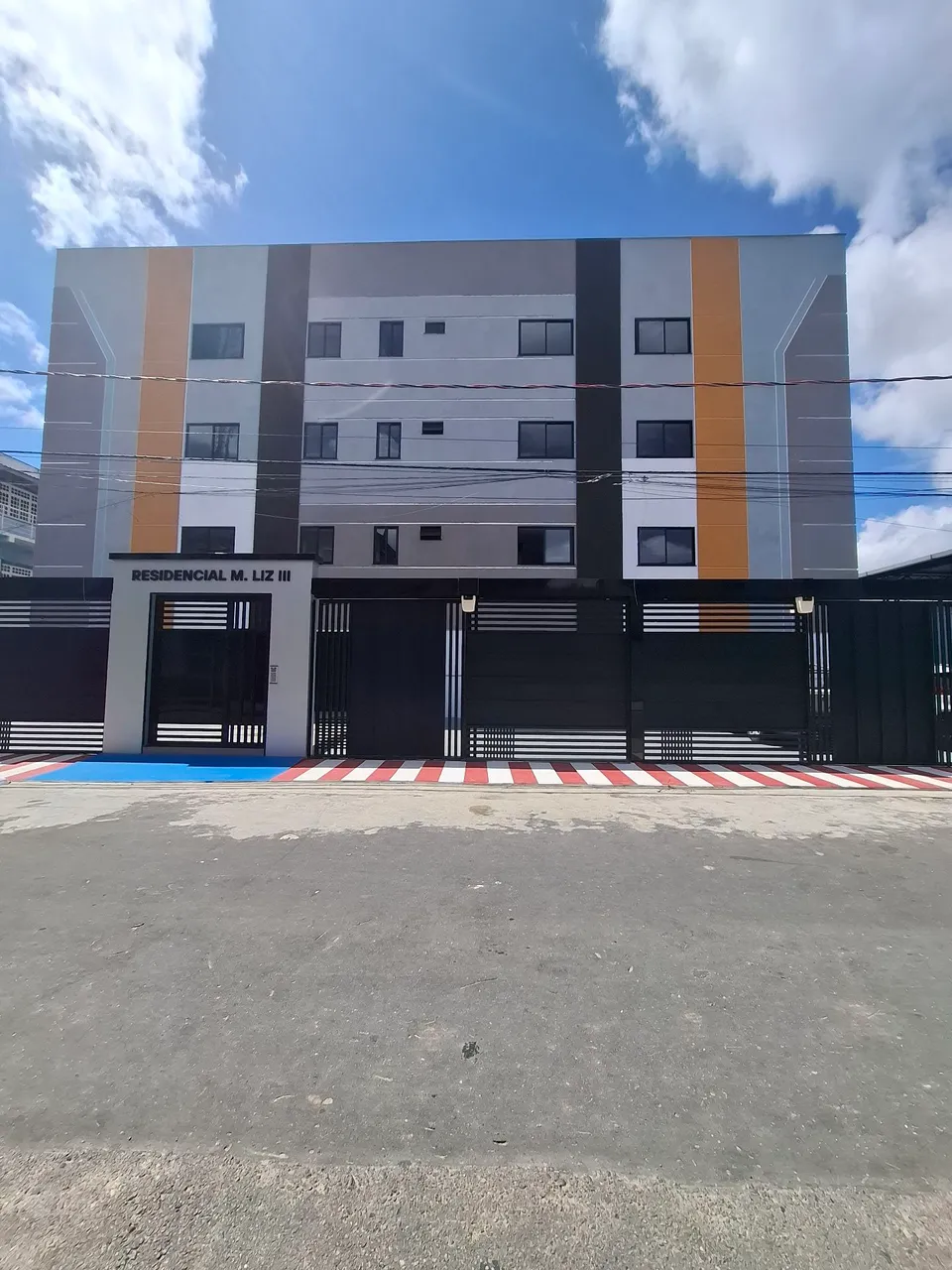 Alugo apt em ótima localização no bairro parque 10 !!
