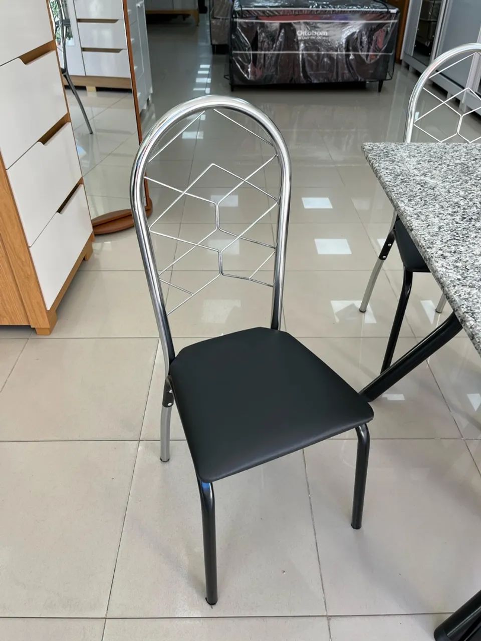 Mesa tubular 4 cadeiras  - Foto 2
