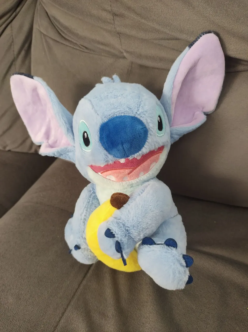 Pelúcia Stitch com Banana - Original