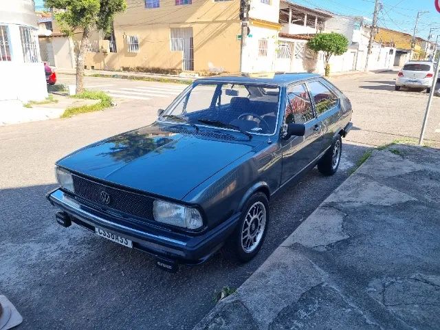 Vendo passat TS 82 carro relíquia.  Pneus e rodas novos. 1.6 gasolina TS original. 