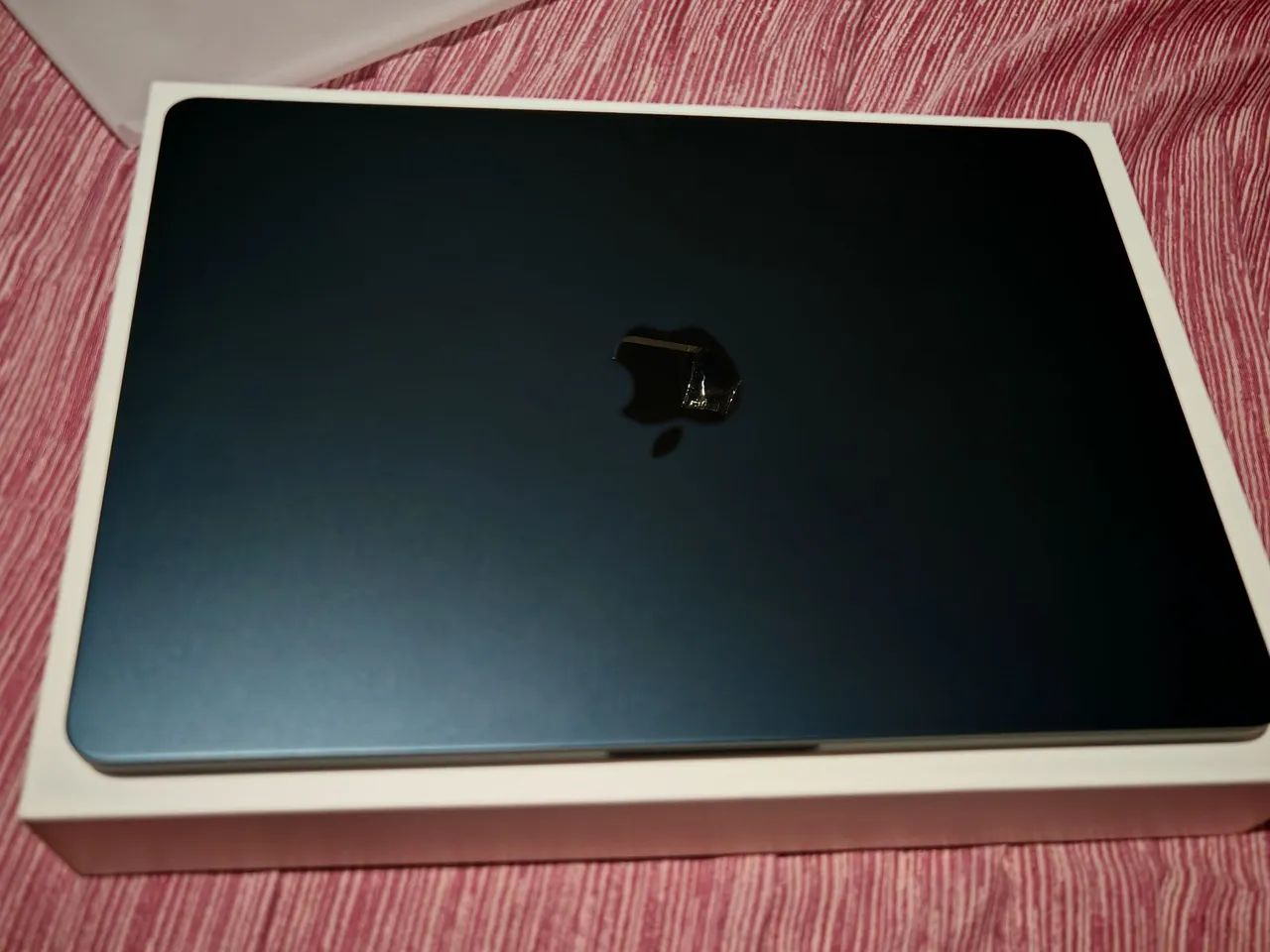 Macbook Air M2 Midnight *ZERADO* (8gb ram 256gb memória