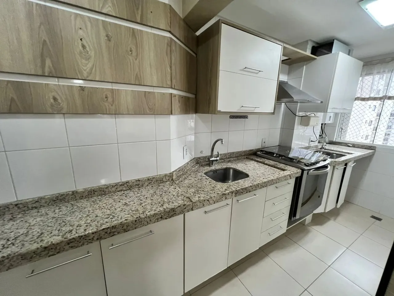 Apartamento para locação no bairro Vila Operária