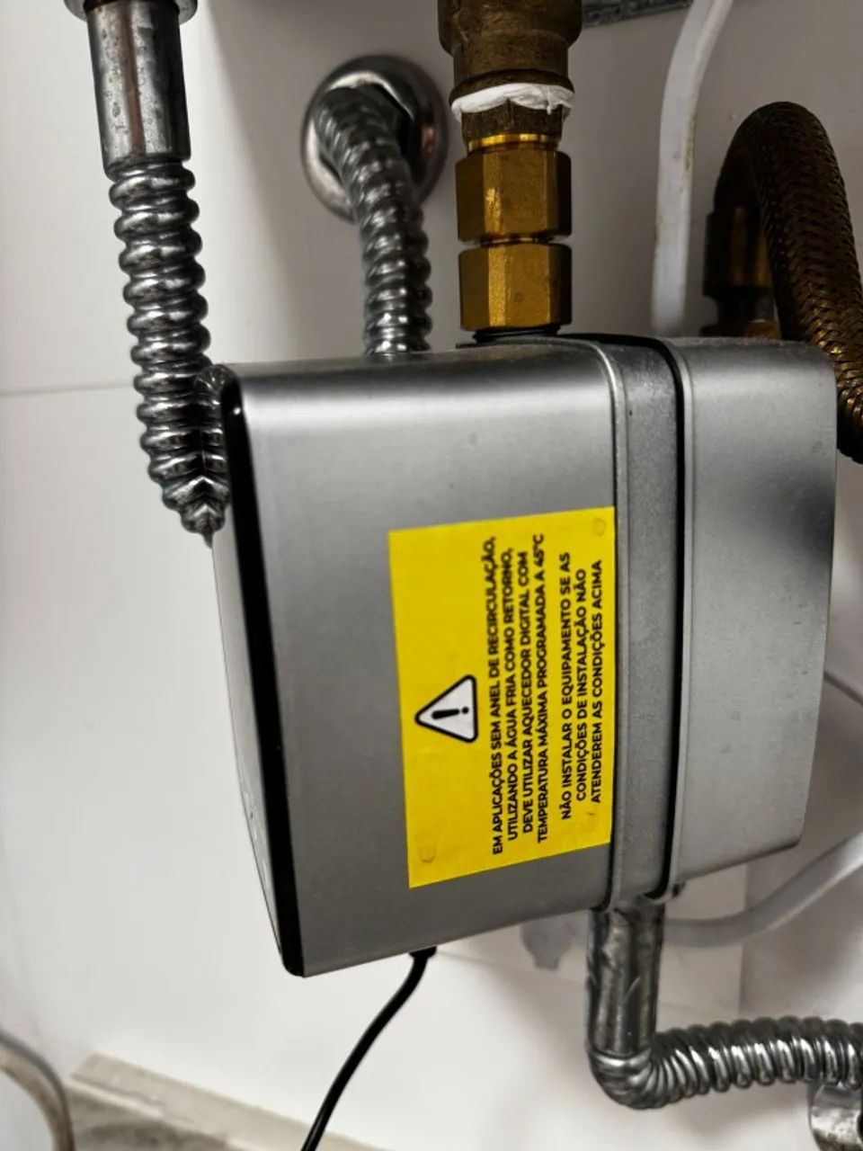 Bomba de Recirculação de Água Ecosystem Rheem Bivolt - Foto 4